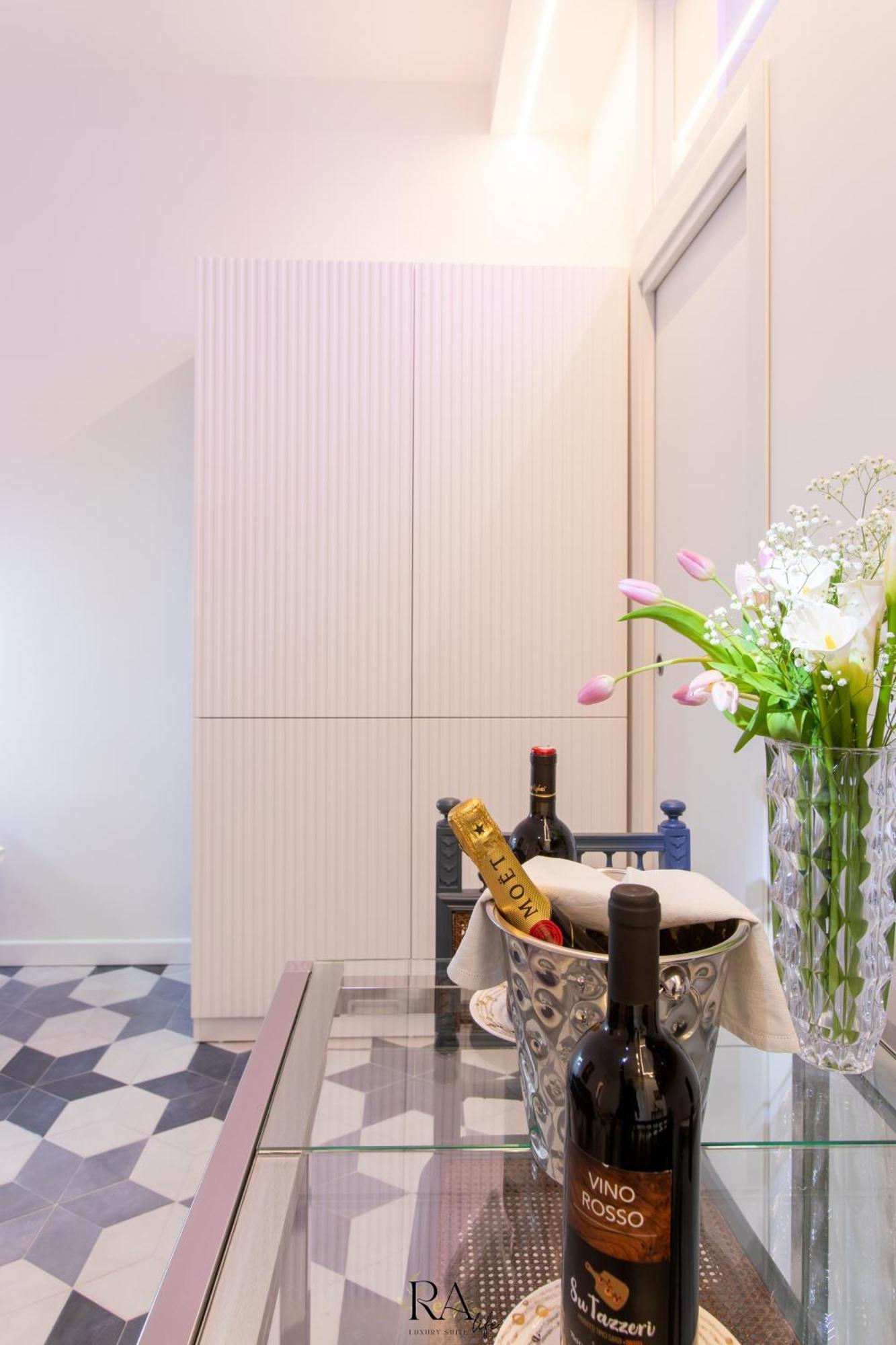 Rea Life Luxury Suite Cava deʼ Tirreni Exterior foto