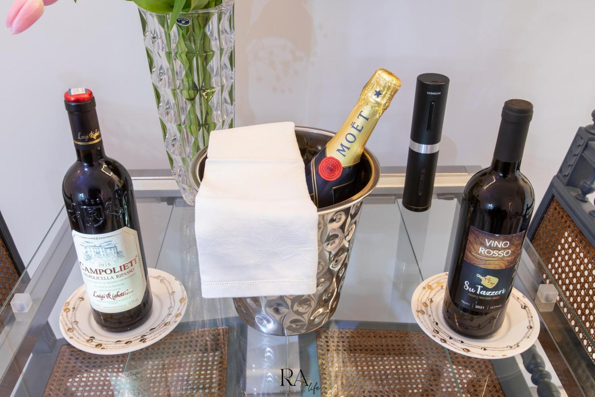 Rea Life Luxury Suite Cava deʼ Tirreni Exterior foto