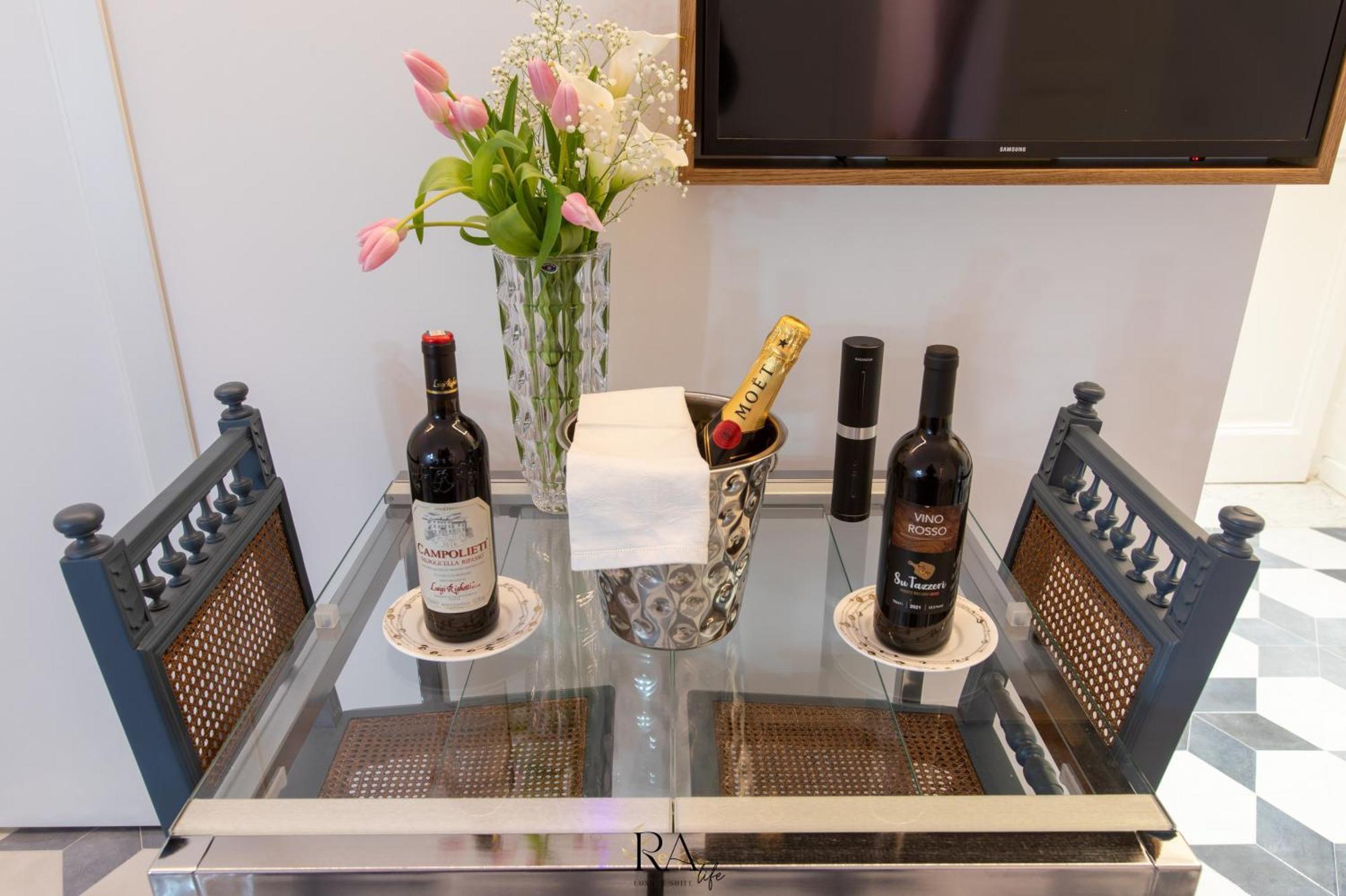 Rea Life Luxury Suite Cava deʼ Tirreni Exterior foto